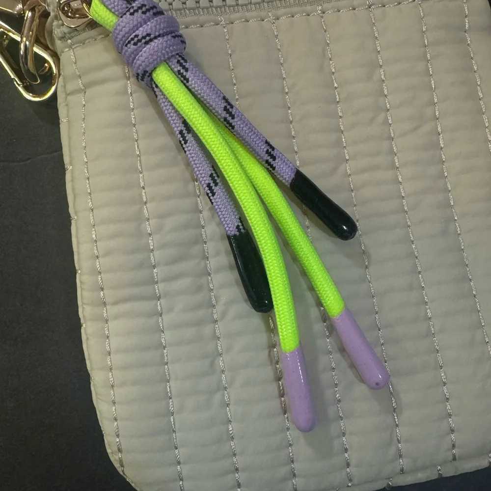 ☀️Shiraleah Crossbody Bag☀️ - Picture 2 of 7